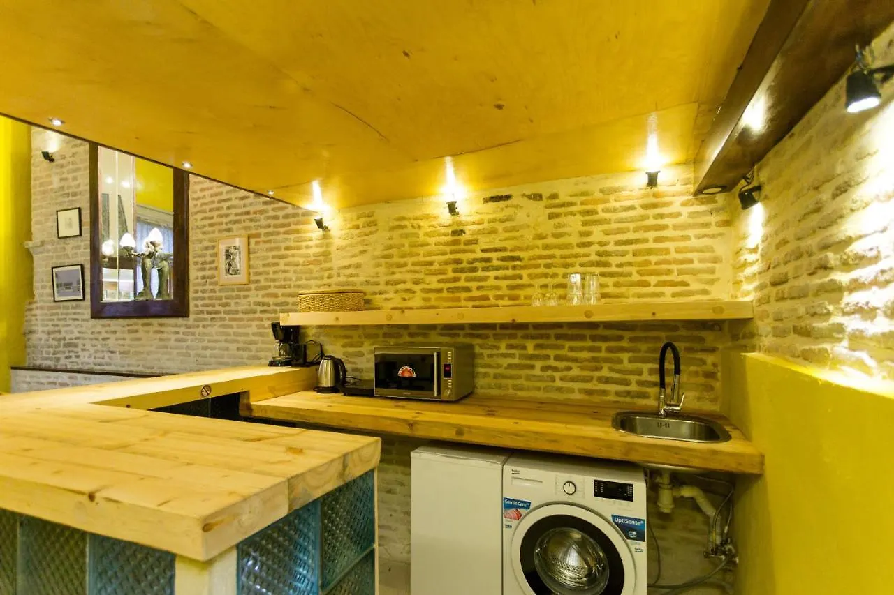 Apartmán Lofts Under The Castle In Old Town Tbilisi